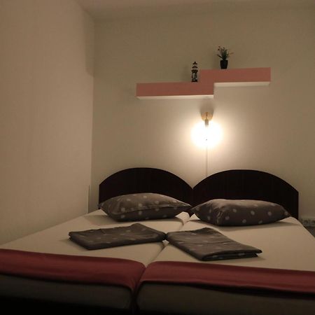 Casa David Hotel Сулина Стая снимка