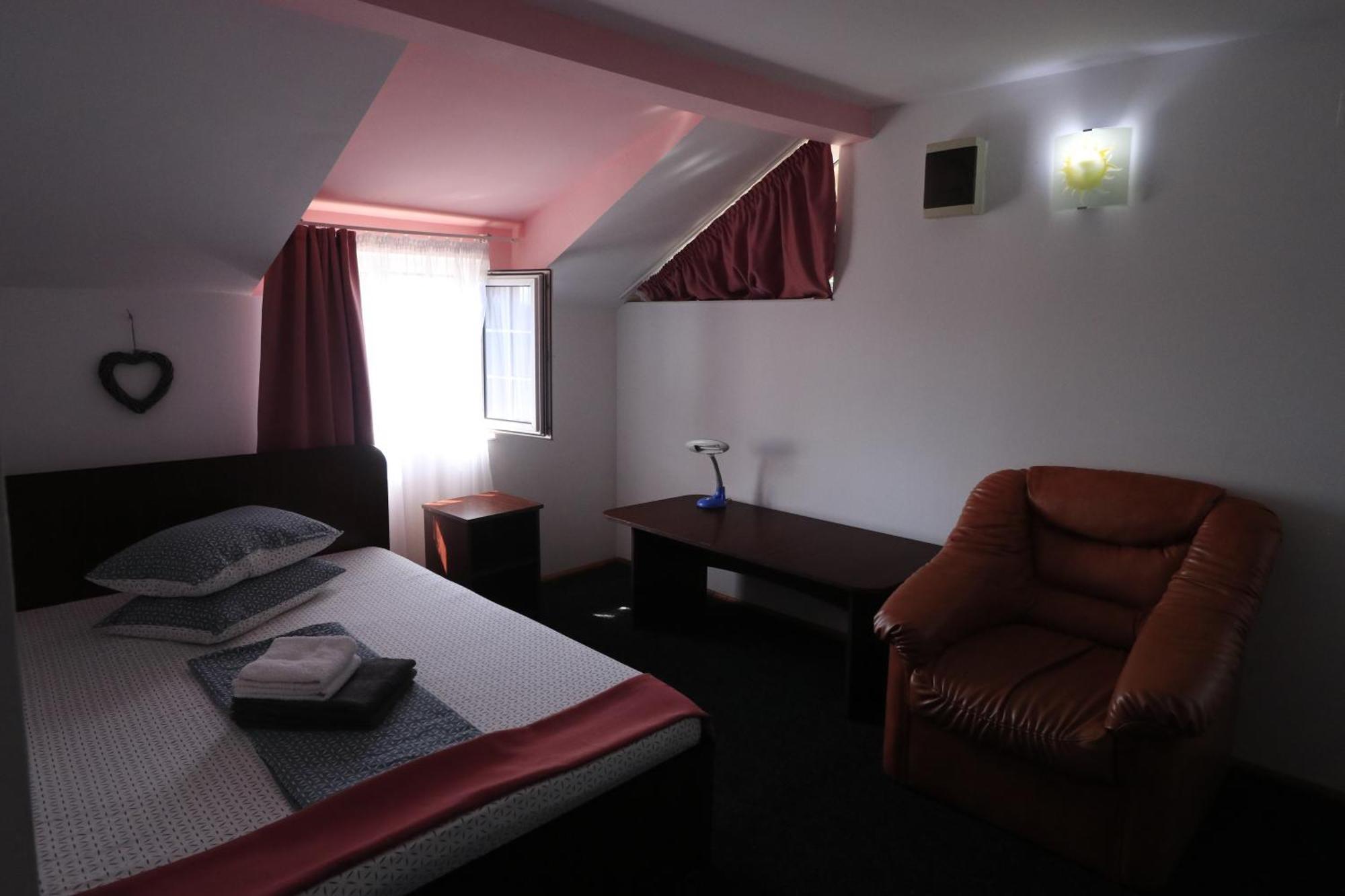 Casa David Hotel Сулина Стая снимка